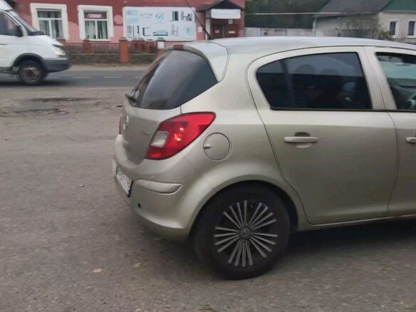 2008 Opel Corsa D, золотистый, 320000 рублей - вид 3