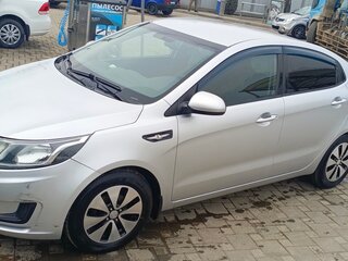 2014 Kia Rio III, серебристый, 870000 рублей, вид 1