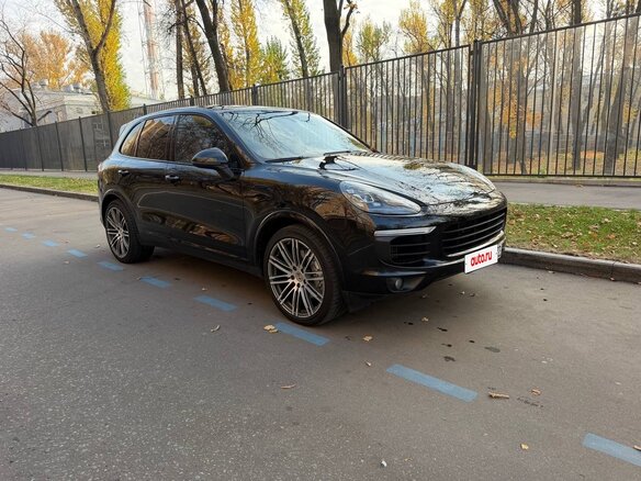 2015 Porsche Cayenne S II Рестайлинг (958), чёрный, 3600000 рублей - вид 3