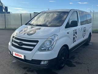 2016 Hyundai H-1 II Рестайлинг, белый, 2200000 рублей, вид 3