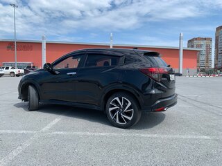2020 Honda Vezel I Рестайлинг, чёрный, 2300000 рублей, вид 4