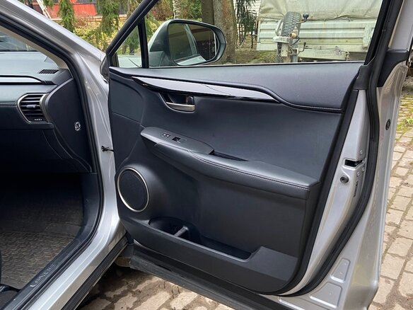 2015 Lexus NX 200 I, серебристый, 1980000 рублей - вид 10