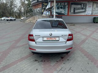 2014 Skoda Octavia III (A7), серебристый, 1000000 рублей, вид 3