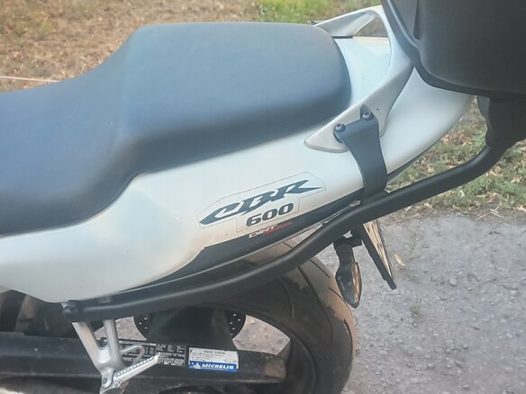 2005 Honda CBR 600F, белый, 550000 рублей - вид 8