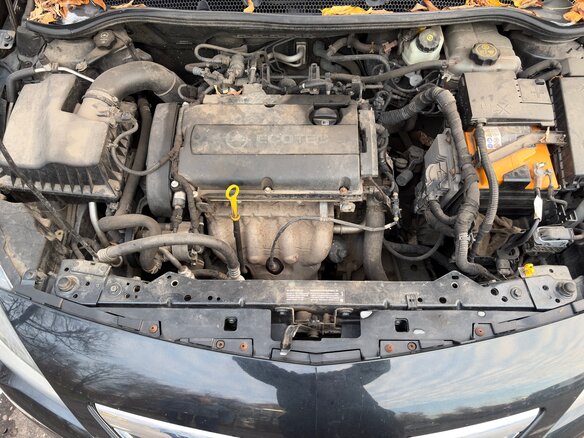 2011 Opel Astra J, чёрный - вид 11