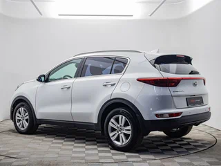 2017 Kia Sportage IV, белый, 1915000 рублей, вид 3