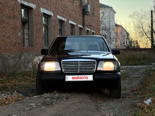 1992 Mercedes-Benz W124 230, чёрный, 230000 рублей, вид 3