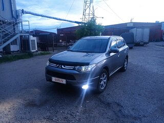 2012 Mitsubishi Outlander III, серый, 1559000 рублей, вид 2