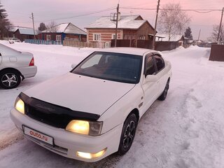 1997 Toyota Camry III (XV10), белый, 387000 рублей, вид 1