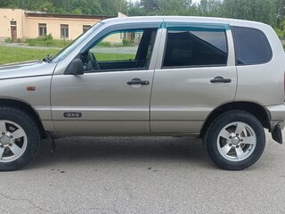2009 Chevrolet Niva I, серый, 470000 рублей, вид 3