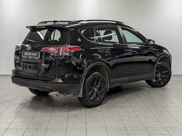 2018 Toyota RAV4 IV (XA40) Рестайлинг, чёрный, 2790000 рублей - вид 4