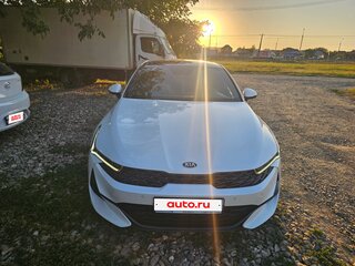 2021 Kia K5 III, белый, 2950000 рублей, вид 1