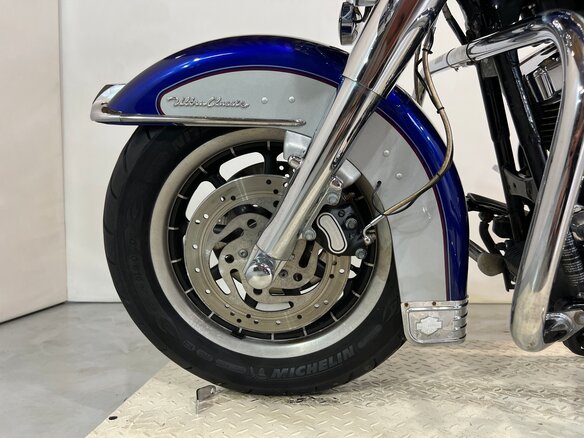 2006 Harley-Davidson Electra Glide, синий, 510000 рублей - вид 13