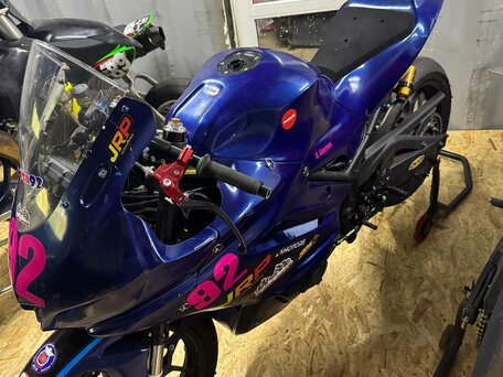 2020 Yamaha YZF-R3, чёрный, 650000 рублей, вид 1