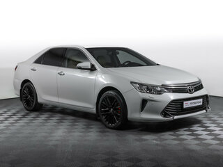 2016 Toyota Camry VII (XV50) Рестайлинг, белый, 2090000 рублей, вид 3