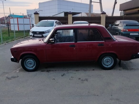 2003 Lada (ВАЗ) 2107, красный, 179000 рублей - вид 1
