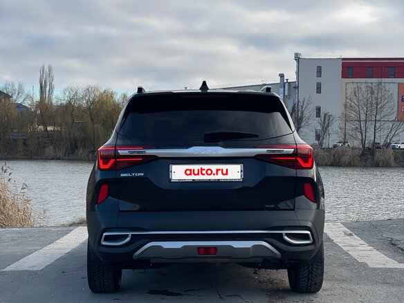 2022 Kia Seltos I, чёрный, 2390000 рублей - вид 4