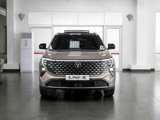 2026 Changan UNI-S I Рестайлинг, золотистый, 3049101 рублей, вид 2