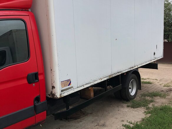 2012 Iveco Daily, красный, 1900000 рублей - вид 7
