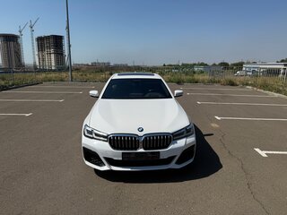 2021 BMW 5 серии 523d VII (G30/G31/G38) Рестайлинг, белый, 4800000 рублей, вид 1