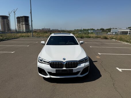 2021 BMW 5 серии 523d VII (G30/G31/G38) Рестайлинг, белый, 4800000 рублей, вид 1