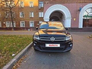 2016 Volkswagen Tiguan I Рестайлинг, чёрный, 1700000 рублей, вид 2