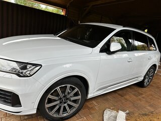 2020 Audi Q7 45 TDI II (4M) Рестайлинг, белый, 6500000 рублей, вид 3