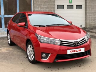 2013 Toyota Corolla XI (E160, E170, E180), красный, 1500000 рублей, вид 1