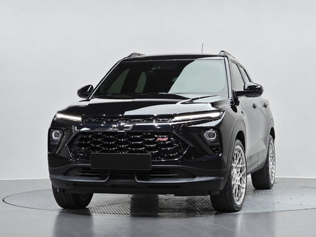 2023 Chevrolet TrailBlazer III Рестайлинг, чёрный, 1985000 рублей, вид 3
