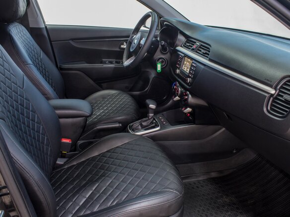 2019 Kia Rio IV, чёрный - вид 16