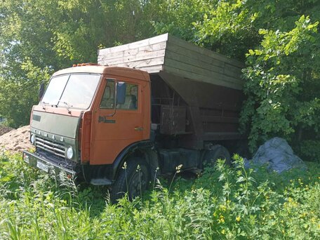 1989 КамАЗ 5511, зелёный, 600000 рублей, вид 2