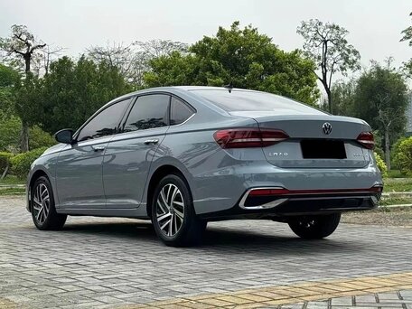 2023 Volkswagen Lavida III Рестайлинг, серый, 1660002 рублей, вид 5