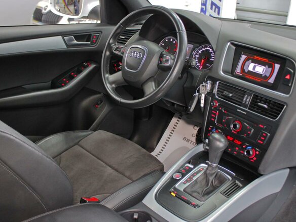 2010 Audi Q5 I (8R), белый - вид 7