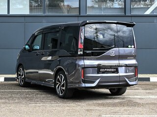2021 Honda Stepwgn Spada V Рестайлинг, серый, 2679000 рублей, вид 2