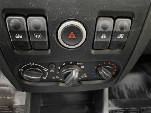 2013 Lada (ВАЗ) Largus I, серебристый, 309000 рублей - вид 7