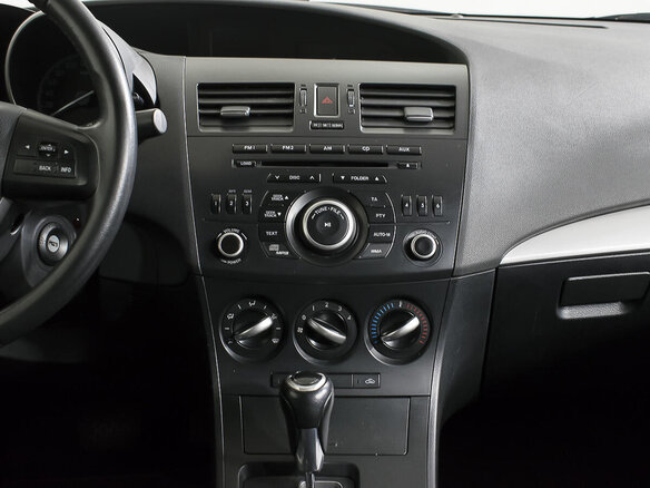 2013 Mazda 3 II (BL) Рестайлинг, белый - вид 14