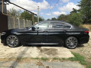 2019 BMW 5 серии 520i VII (G30/G31/G38), чёрный, 3200000 рублей, вид 2