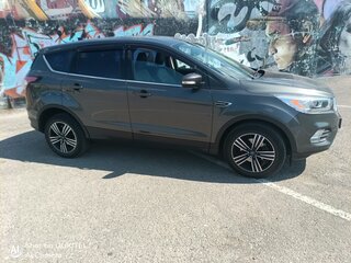 2017 Ford Kuga II Рестайлинг, серый, 1799999 рублей, вид 4