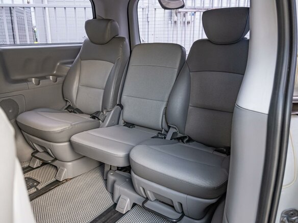 2012 Hyundai Grand Starex I, белый, 2220000 рублей - вид 11