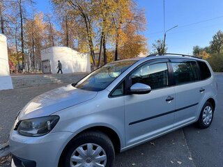 2010 Volkswagen Touran I Рестайлинг 2, серебристый, 670000 рублей, вид 2