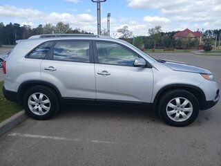2010 Kia Sorento II, серебристый, 1550000 рублей, вид 2