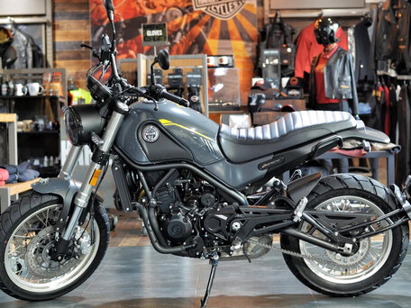 2025 Benelli Leoncino 500 Trail, серый, 538000 рублей, вид 2