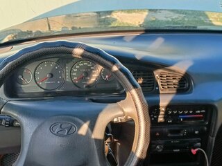 1996 Hyundai Sonata III Рестайлинг, белый, 230000 рублей, вид 4