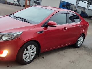 2012 Kia Rio 4-speed III, красный, 800000 рублей, вид 1