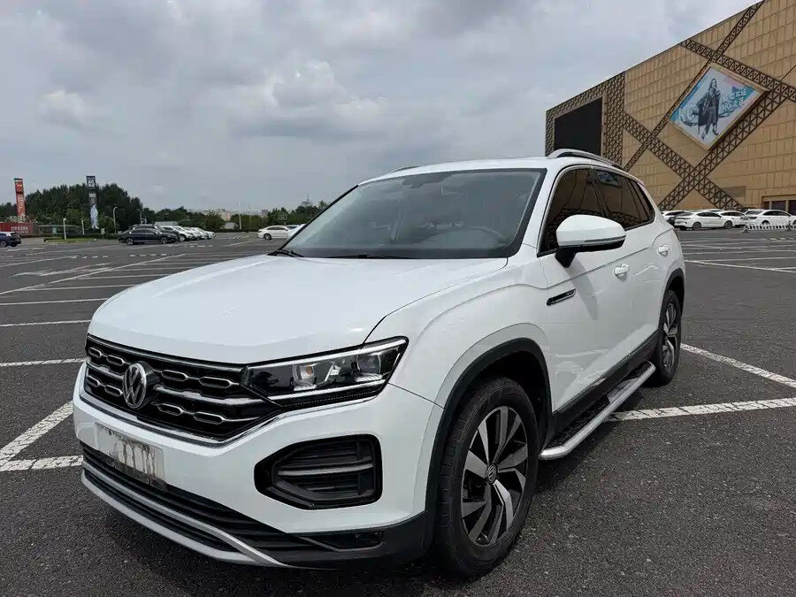 Открыть фотографии: Volkswagen Tayron I Рестайлинг