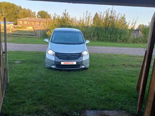 2011 Honda Freed I, серый, 1050000 рублей, вид 2