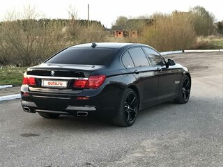 2009 BMW 7 серии 740d V (F01/F02/F04), чёрный, 1600000 рублей, вид 3