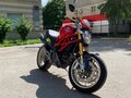 2010 Ducati Monster 1100, красный