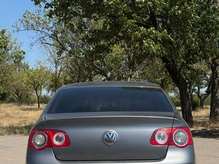 2006 Volkswagen Passat B6, серый, 850000 рублей, вид 5