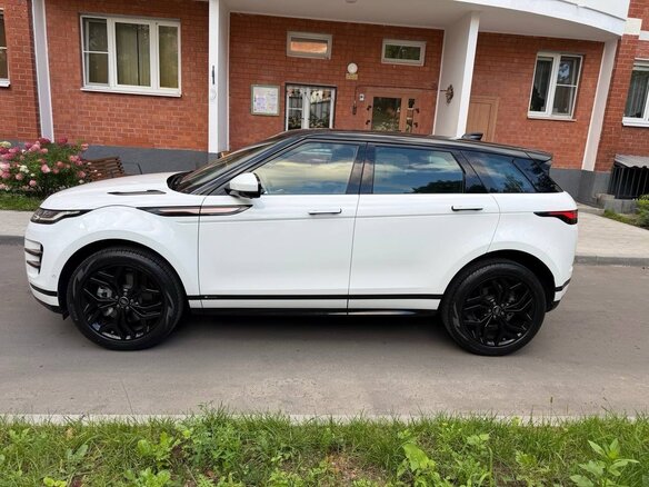 2020 Land Rover Range Rover Evoque II, белый, 4150000 рублей - вид 4